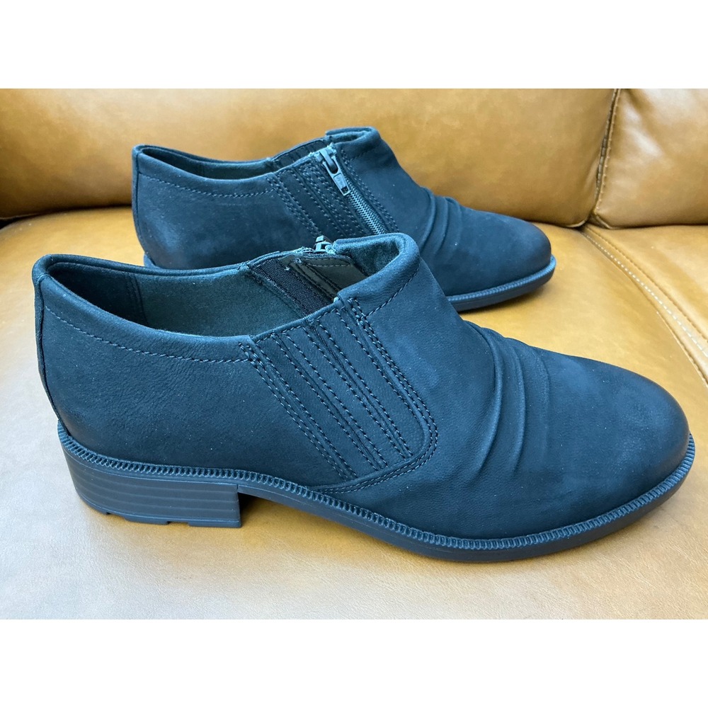Clarks Adalynn Ezra Booties Womens 8W Black Nubuck Zip Ankle Boots